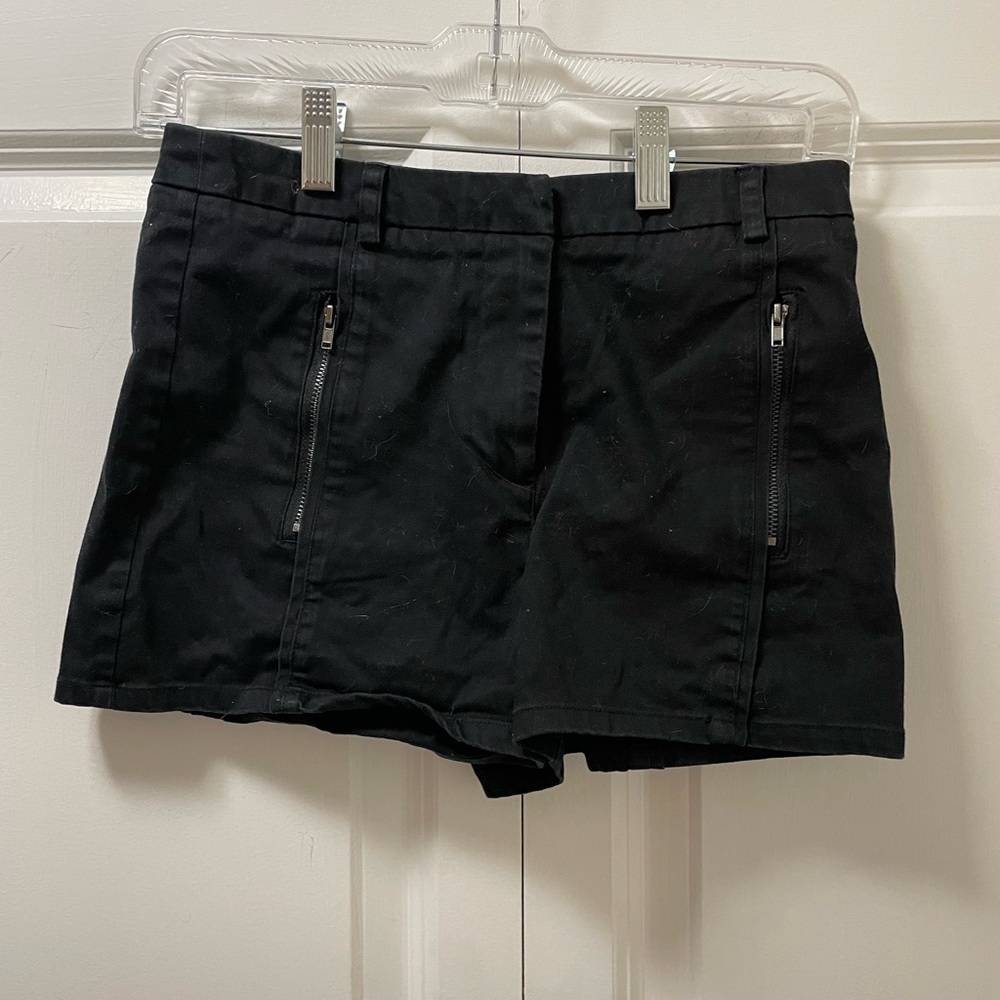 G by Guess Zipper Front Short Shorts Black 98% Cotton Micro Size 26